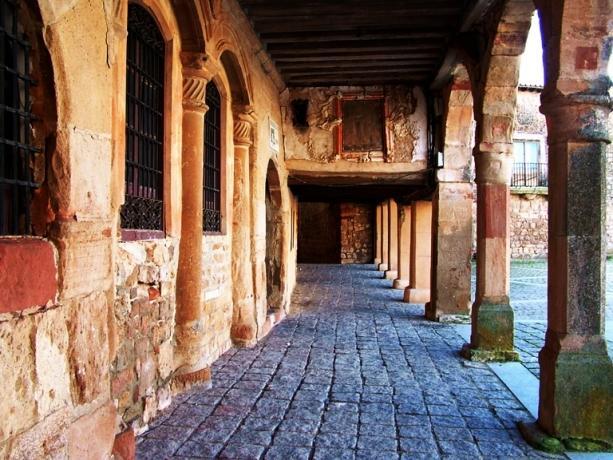 Hostal Nicolas Медінаселі Екстер'єр фото